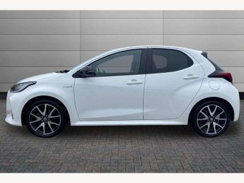 Toyota Yaris 1.5 Hybrid Dynamic 5dr CVT