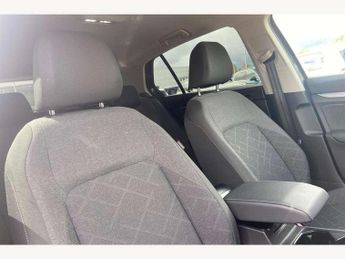 Volkswagen Golf 1.5 eTSI 150 Life 5dr DSG