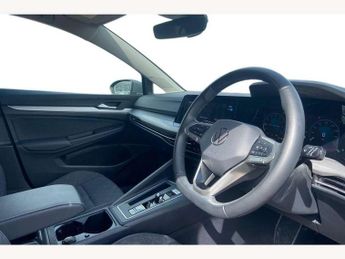 Volkswagen Golf 1.5 eTSI 150 Life 5dr DSG