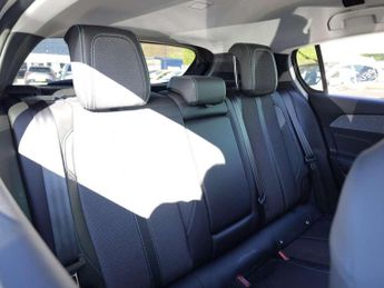 Peugeot 308 1.2 PureTech Allure Premium 5dr EAT8