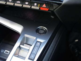 Peugeot 308 1.2 PureTech Allure Premium 5dr EAT8