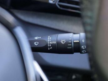 Peugeot 308 1.2 PureTech Allure Premium 5dr EAT8