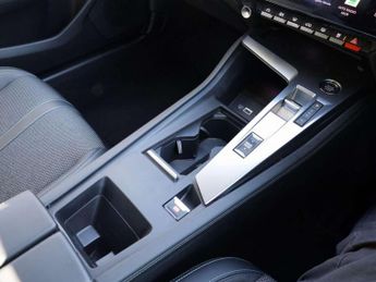 Peugeot 308 1.2 PureTech Allure Premium 5dr EAT8