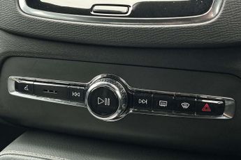 Volvo XC90 2.0 B5D [235] Momentum 5dr AWD Geartronic