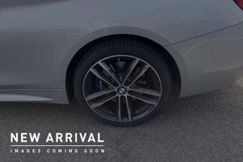 BMW 4 Series 420i xDrive M Sport 2dr Auto [Professional Media]