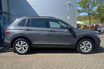 Volkswagen Tiguan 2.0 TDI Life 5dr DSG