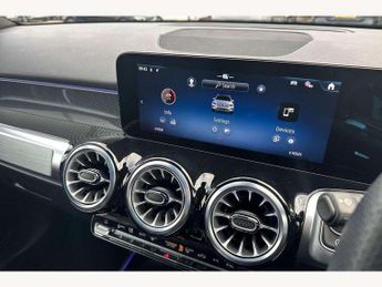 Mercedes-Benz GLB GLB 200 AMG Line Premium 5dr 7G-Tronic