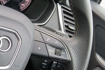 Audi Q5 50 TFSI e Quattro S Line 5dr S Tronic