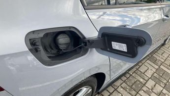 Volkswagen Golf 1.5 eTSI 150 R-Line 5dr DSG