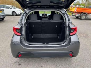 Toyota Yaris 1.5 Hybrid Design 5dr CVT
