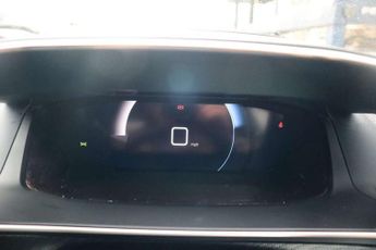 Peugeot 208 1.2 PureTech 130 Allure Premium + 5dr EAT8