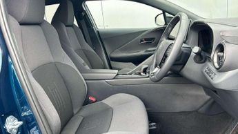 Toyota C-HR 1.8 Hybrid Design 5dr CVT