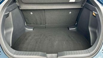 Toyota C-HR 1.8 Hybrid Design 5dr CVT