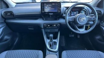 Toyota Yaris 1.5 Hybrid Design 5dr CVT