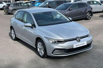 Volkswagen Golf 1.5 eTSI 150 Life 5dr DSG