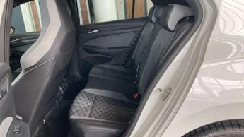 Volkswagen Golf 2.0 TDI 150 R-Line 5dr DSG