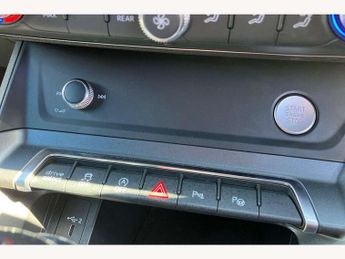 Audi Q3 35 TFSI S Line 5dr S Tronic
