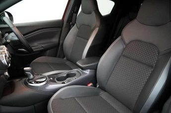 Nissan Juke 1.6 Hybrid N-Connecta 5dr Auto