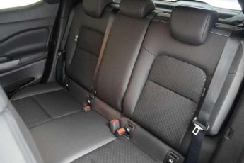 Nissan Juke 1.6 Hybrid N-Connecta 5dr Auto