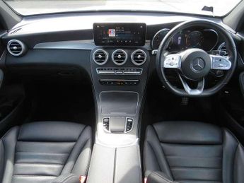 Mercedes-Benz GLC GLC 300 4Matic AMG Line Premium Plus 5dr 9G-Tronic