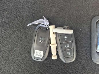 Peugeot 3008 1.6 Hybrid 225 Allure 5dr e-EAT8