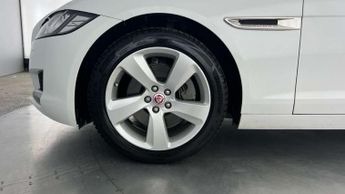 Jaguar XF Sportbrake 2.0i Portfolio 5dr Auto