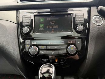 Nissan Qashqai 1.3 DiG-T 160 N-Connecta 5dr DCT
