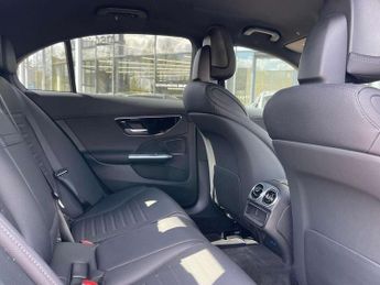 Mercedes-Benz C-Class C200 AMG Line 4dr 9G-Tronic
