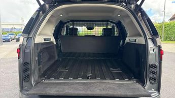 Land Rover Discovery 3.0 D300 HSE Commercial Auto