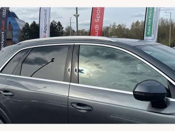 Audi Q3 35 TFSI S Line 5dr S Tronic