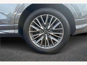 Audi Q3 35 TFSI S Line 5dr S Tronic