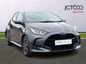 Toyota Yaris 1.5 Hybrid Design 5dr CVT