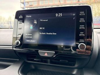 Toyota Yaris 1.5 Hybrid Design 5dr CVT