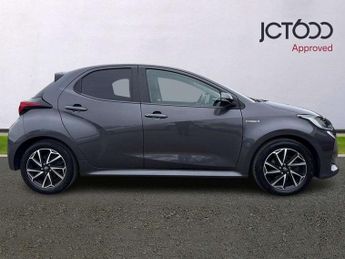 Toyota Yaris 1.5 Hybrid Design 5dr CVT