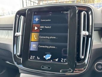 Volvo XC40 2.0 B4P Inscription Pro 5dr Auto