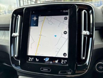 Volvo XC40 2.0 B4P Inscription Pro 5dr Auto