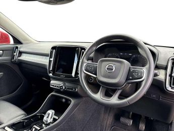 Volvo XC40 2.0 B4P Inscription Pro 5dr Auto