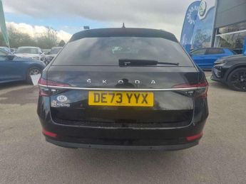 Skoda Superb Estate 2.0 TDI CR 200 SE L 5dr DSG