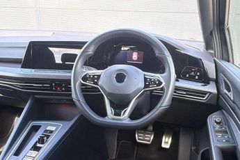 Volkswagen Golf 1.5 eTSI R-Line 5dr DSG