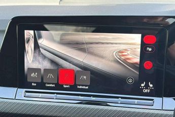 Volkswagen Golf 1.5 eTSI R-Line 5dr DSG