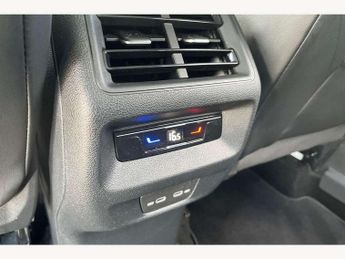Volkswagen Tiguan 2.0 TDI R-Line 5dr DSG