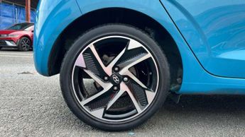 Hyundai i10 1.0 MPi Premium 5dr Auto