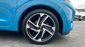 Hyundai i10 1.0 MPi Premium 5dr Auto