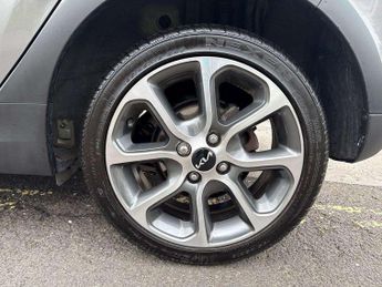 Kia Picanto 1.0 X-Line S 5dr Auto