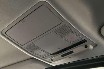 Land Rover Defender 3.0 D200 SE 90 3dr Auto