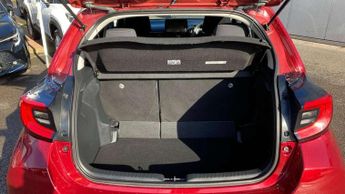 Toyota Yaris 1.5 Hybrid Design 5dr CVT