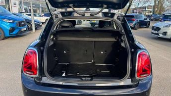 MINI Hatchback 5dr 1.5 Cooper Exclusive II 5dr Auto