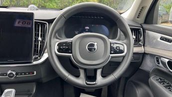 Volvo XC90 2.0 B5P Ultra Dark 5dr AWD Geartronic