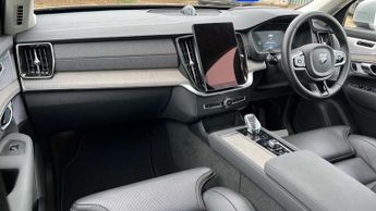 Volvo XC90 2.0 B5P Ultra Dark 5dr AWD Geartronic