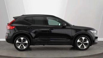 Volvo XC40 2.0 B4P Ultimate Dark 5dr Auto